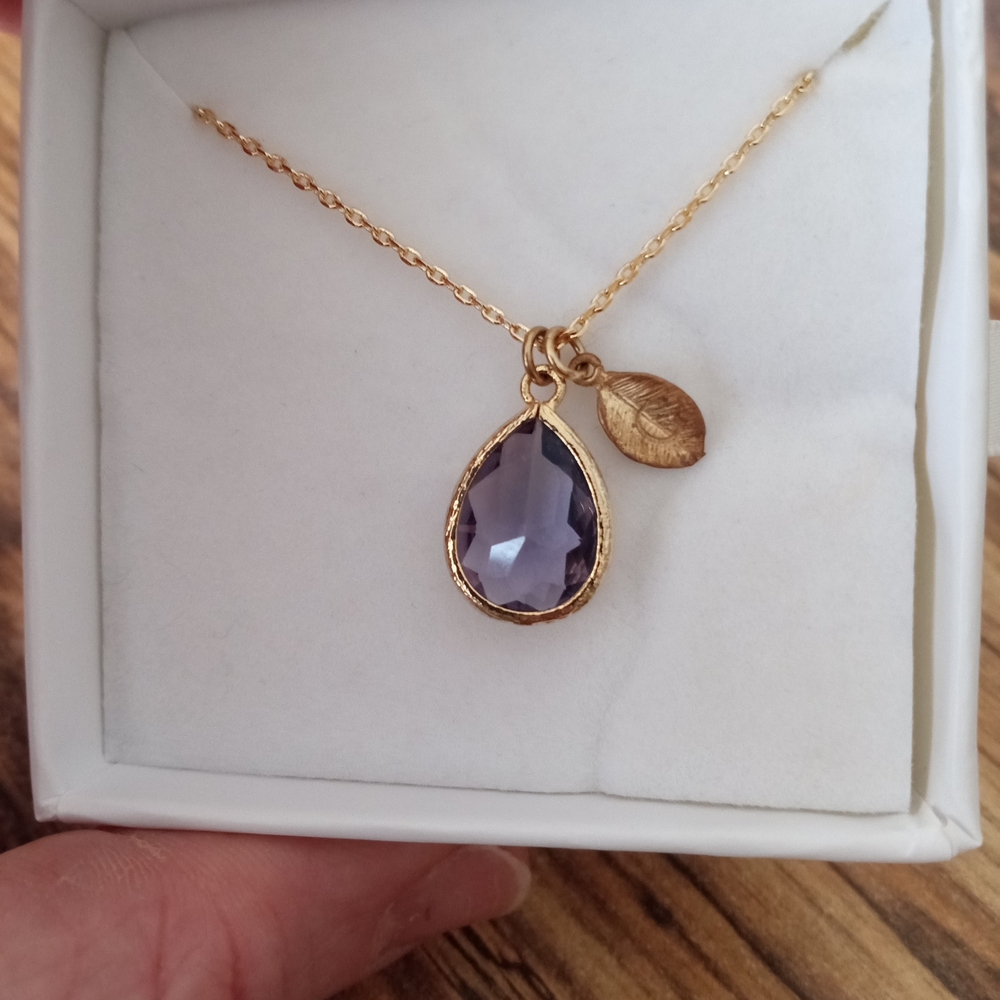 Elegant Gold and Purple Pendant Necklace New In The Box Never Worn